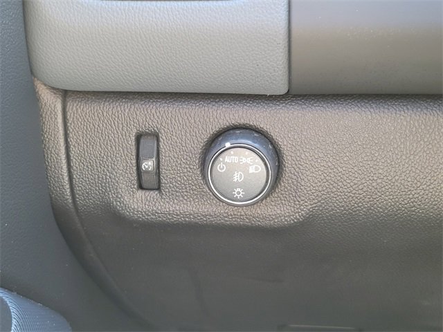 Used 2020 Chevrolet Colorado Z71 image 36