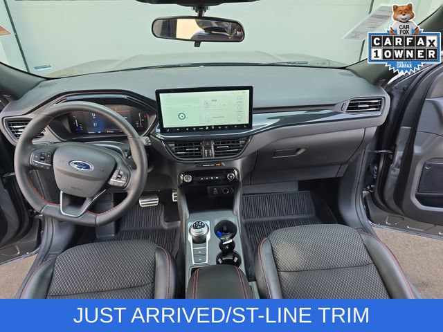 Used 2024 Ford Escape ST-Line w/ Tech Pack #1 AWD/4WD image 13