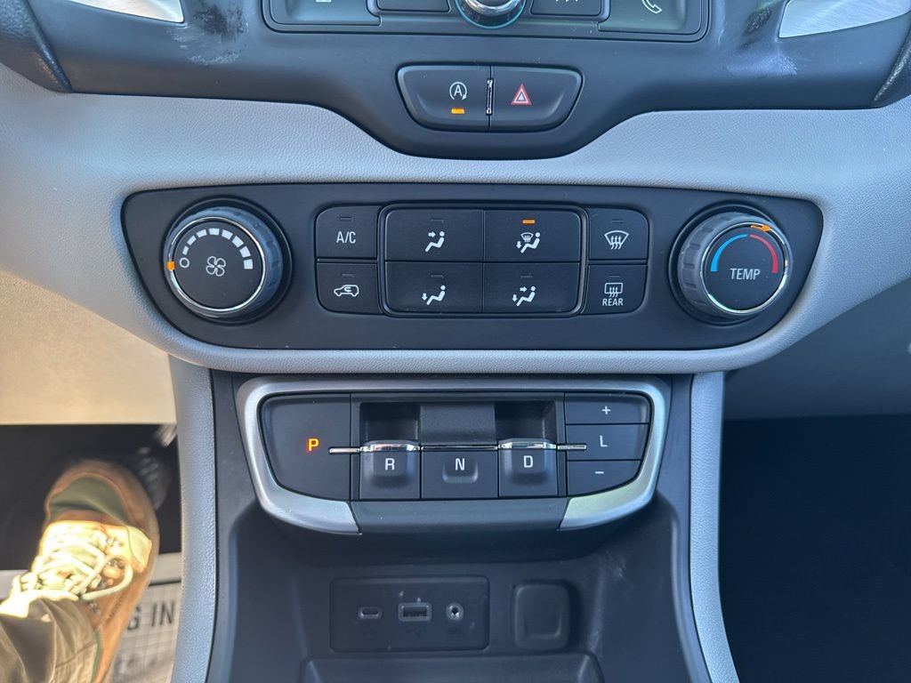 Used 2024 GMC Terrain SLE AWD/4WD image 20