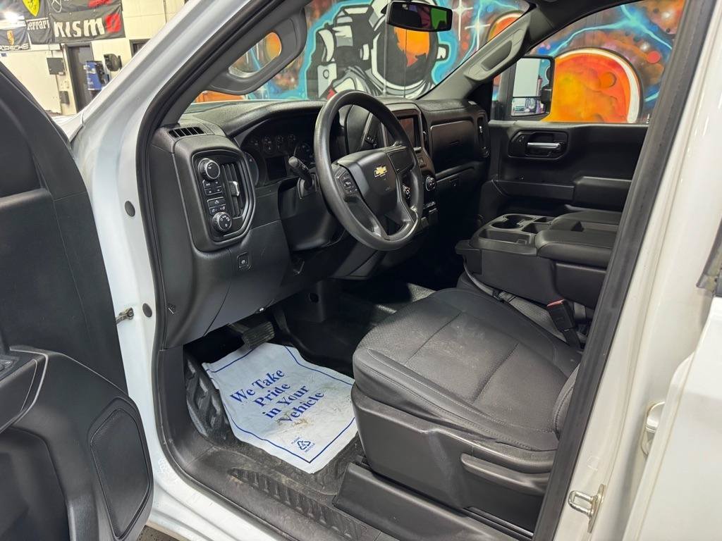 Used 2020 Chevrolet Silverado 1500 W/T w/ WT Value Package AWD/4WD image 11