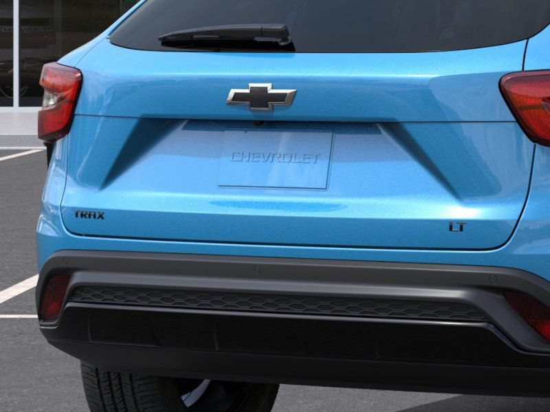 New 2026 Chevrolet Trax LT w/ Driver Confidence Package FWD image 14