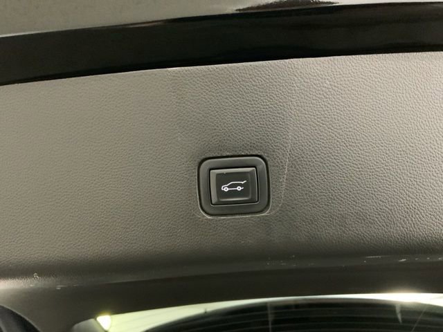 Used 2020 Chevrolet Traverse RS FWD image 40