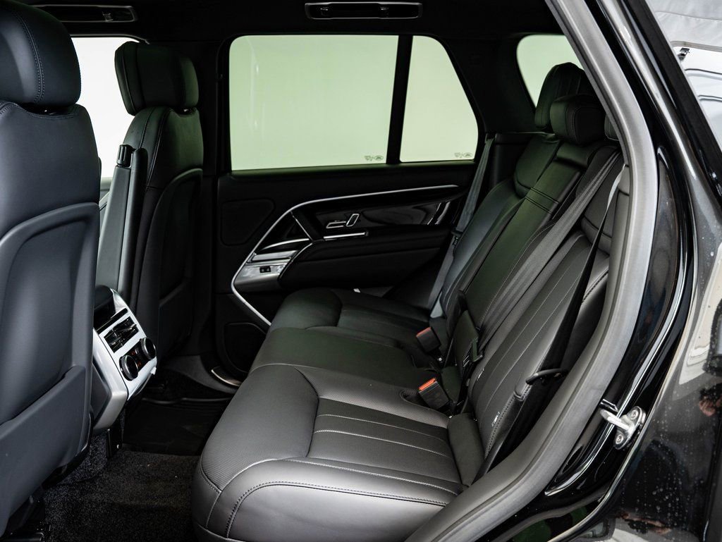 New 2026 Land Rover Range Rover SE AWD/4WD image 34