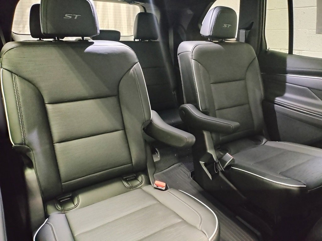 New 2026 Buick Enclave Sport Touring w/ Power Package image 11