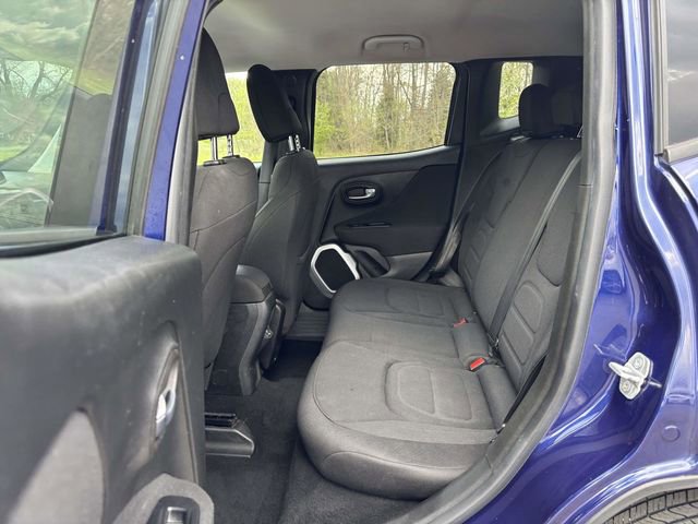 Used 2018 Jeep Renegade Latitude image 20