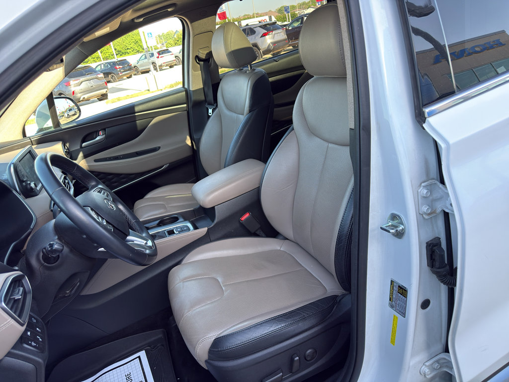 Used 2020 Hyundai Santa Fe SEL w/ Convenience + Premium Package FWD image 10