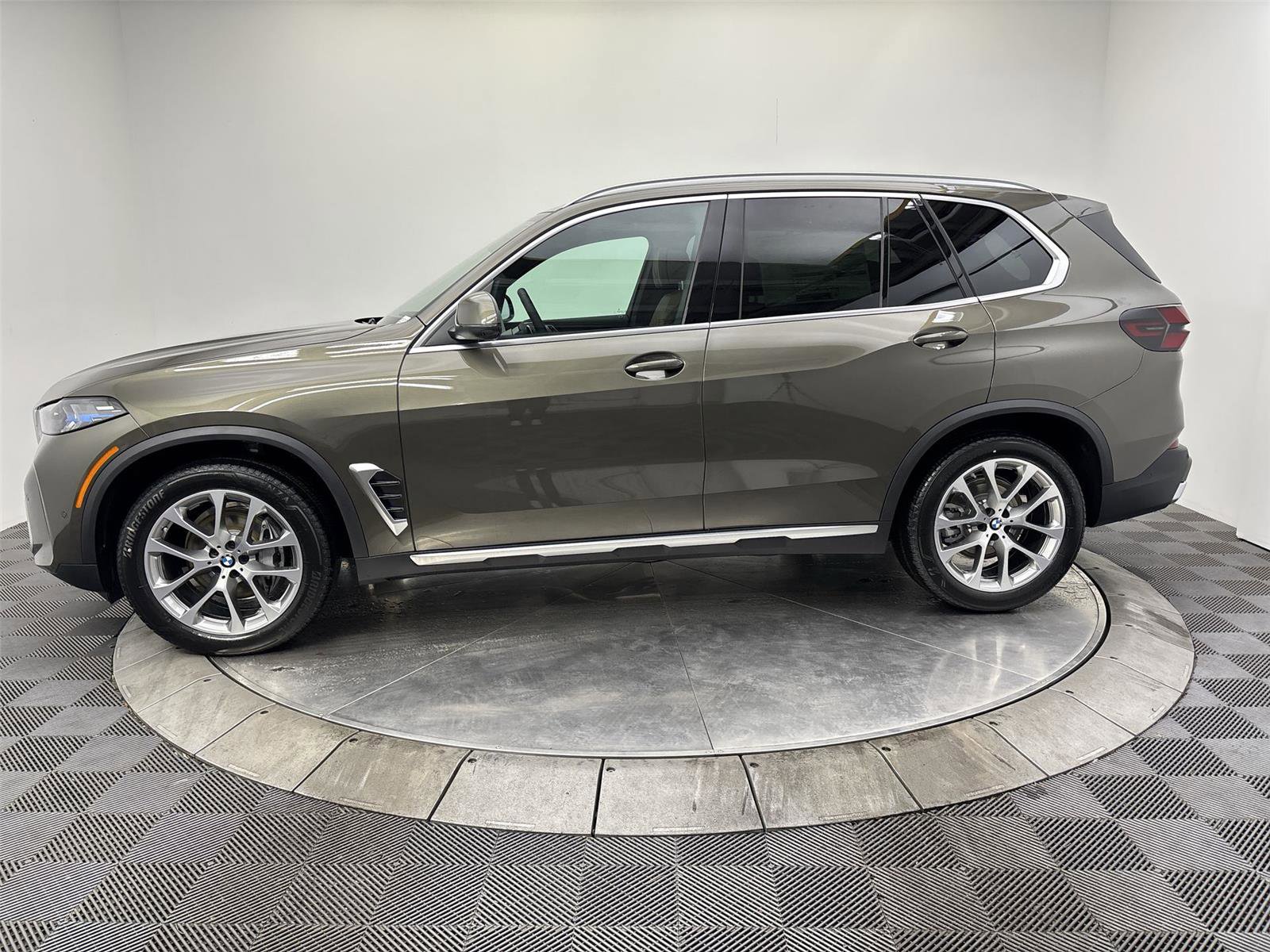 New 2026 BMW X5 xDrive40i image 16