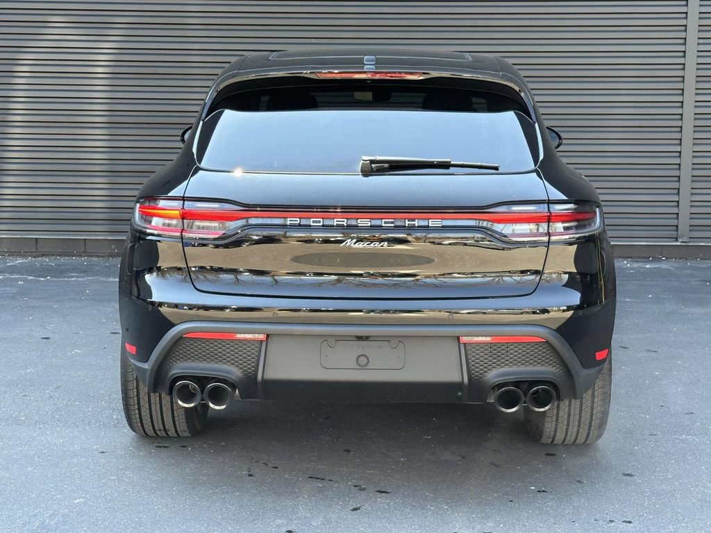 New 2026 Porsche Macan AWD/4WD image 4