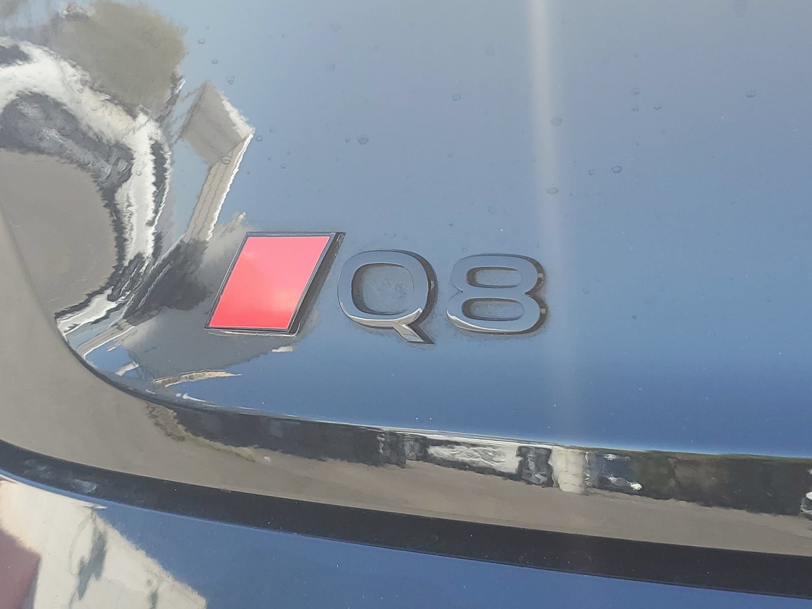 Used 2024 Audi Q8 e-tron Premium AWD/4WD image 7
