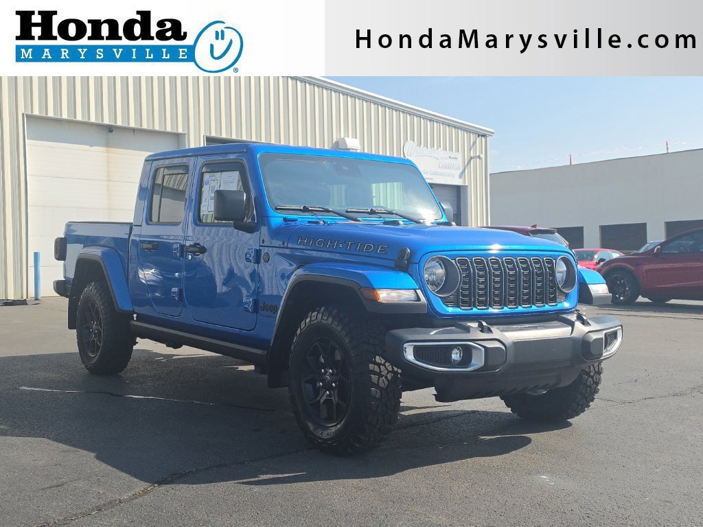 Used 2025 Jeep Gladiator Sport