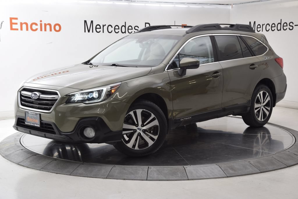 Used 2018 Subaru Outback 2.5i Limited AWD/4WD image 2