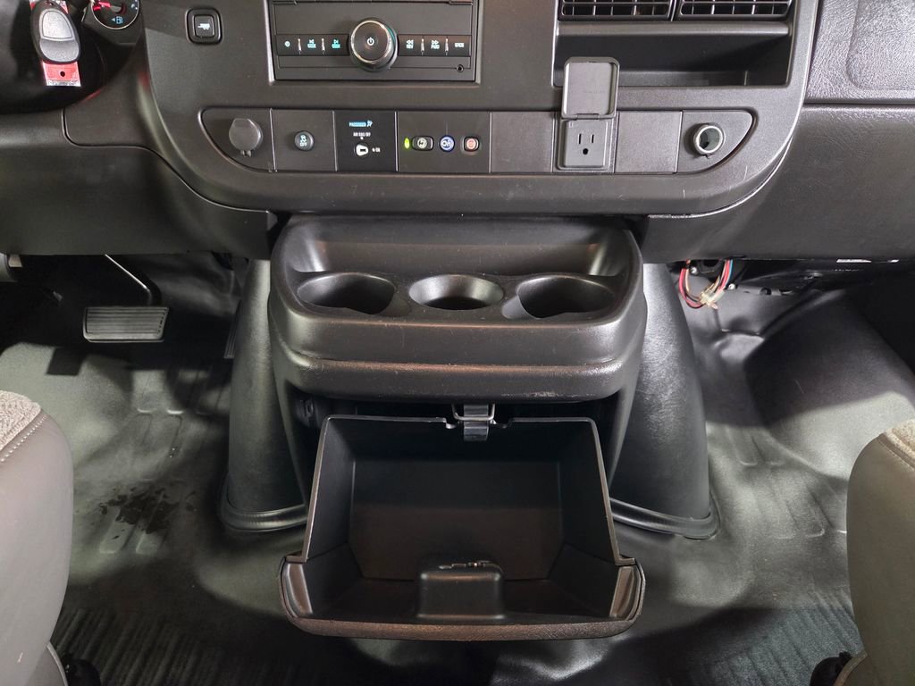Used 2023 Chevrolet Express 3500 LS RWD image 26