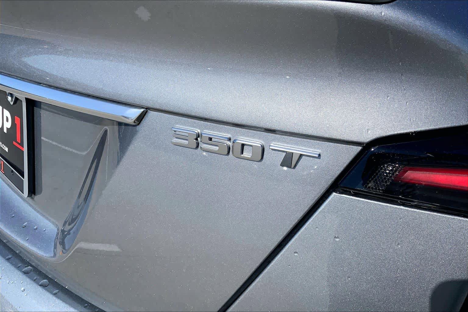 Used 2025 Cadillac CT5 Sport RWD image 9