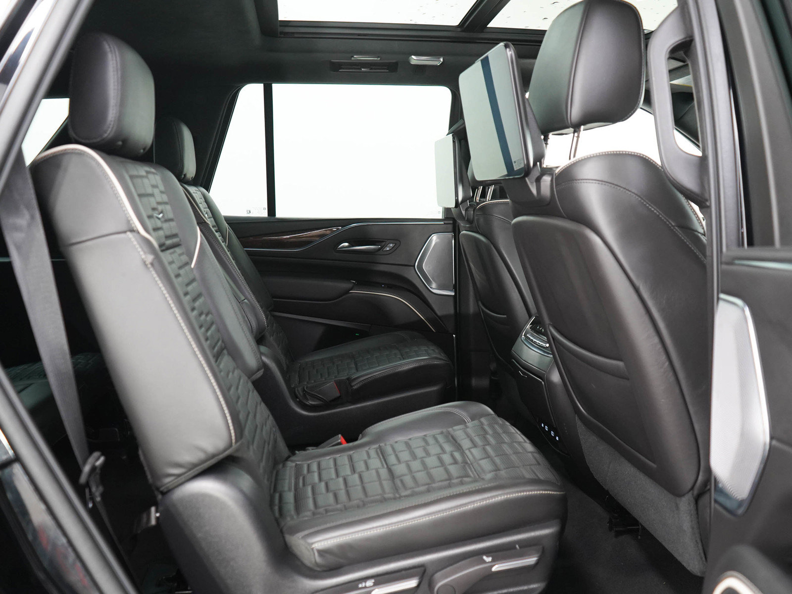 Used 2021 Cadillac Escalade Sport Platinum AWD/4WD image 14