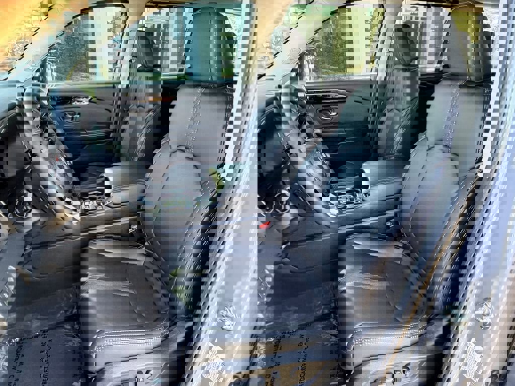 Used 2025 Honda Pilot Touring image 22