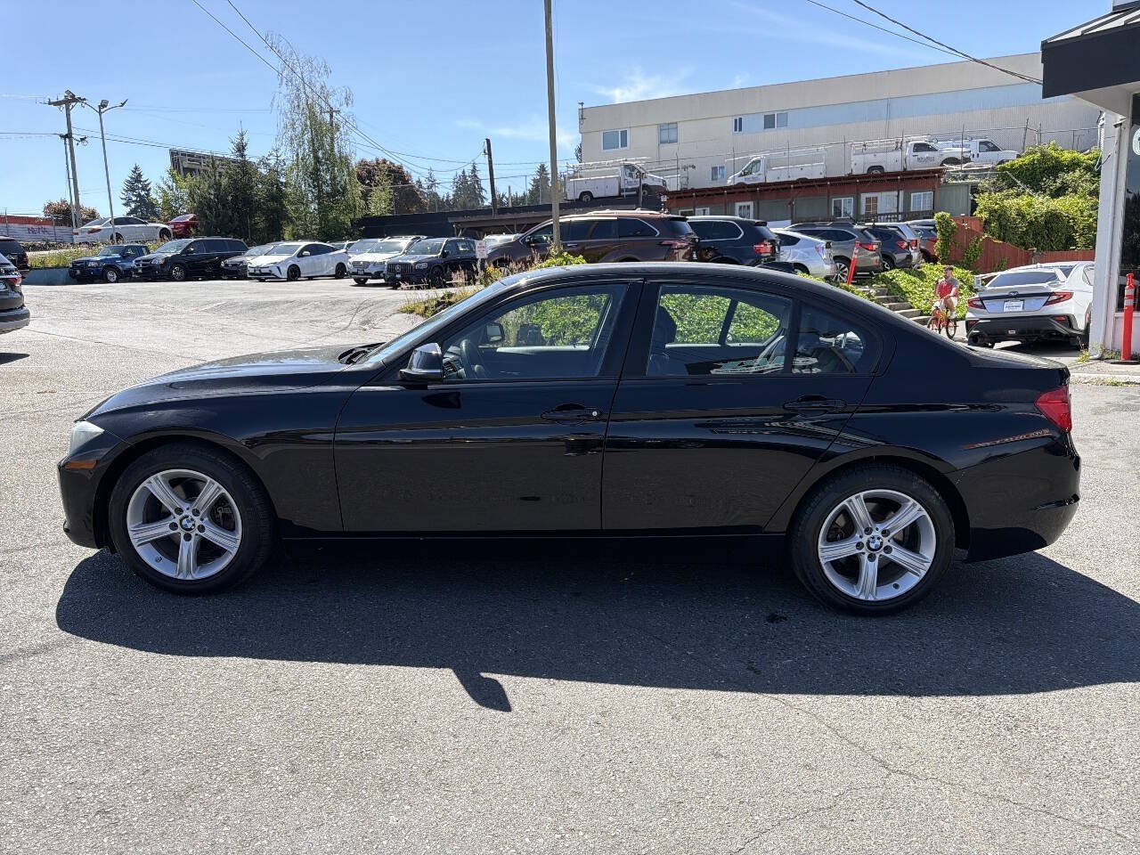 Used 2013 BMW 328i Sedan RWD image 2