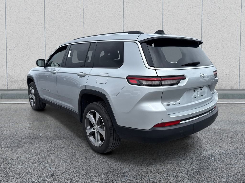 Used 2023 Jeep Grand Cherokee L Limited AWD/4WD image 5