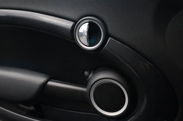 Used 2015 MINI Cooper S image 10