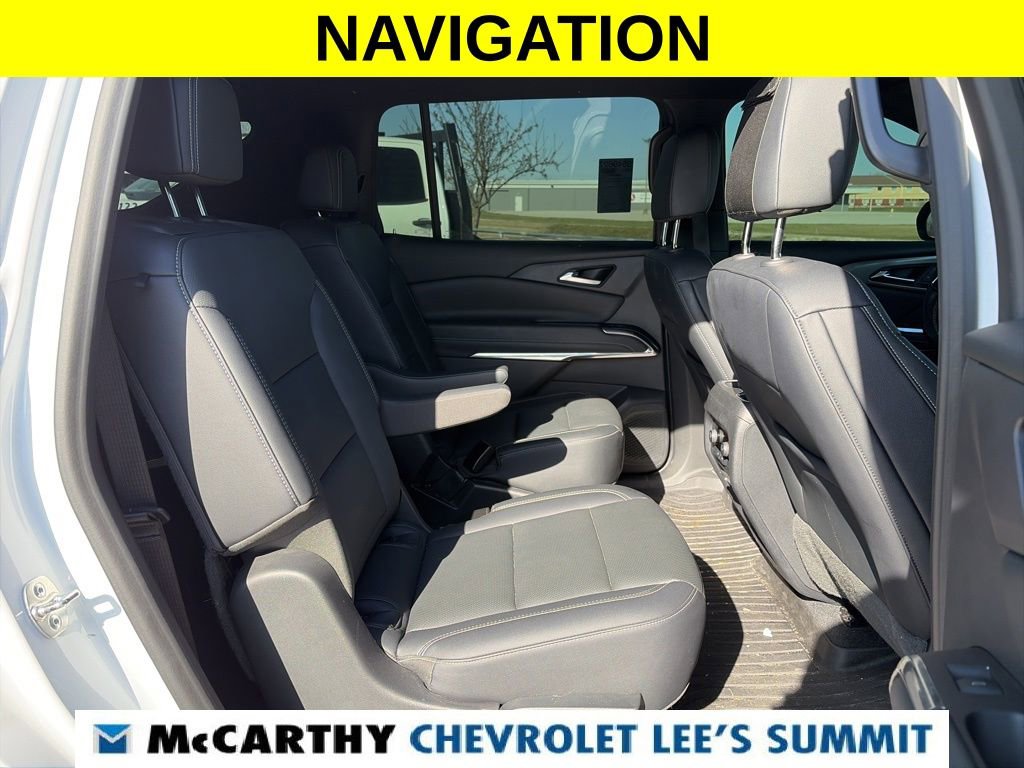 Used 2024 Chevrolet Traverse LT image 35