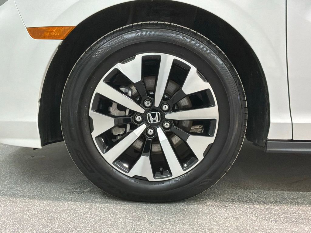 Certified 2026 Honda Odyssey EX-L image 34