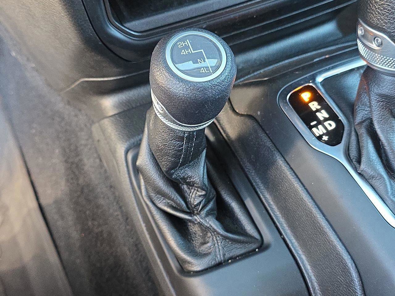 Used 2022 Jeep Wrangler Sport image 22