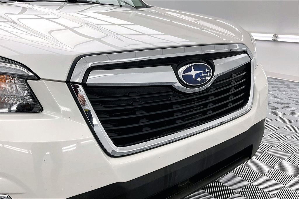 Used 2019 Subaru Forester Limited w/ Popular Package #3 image 28