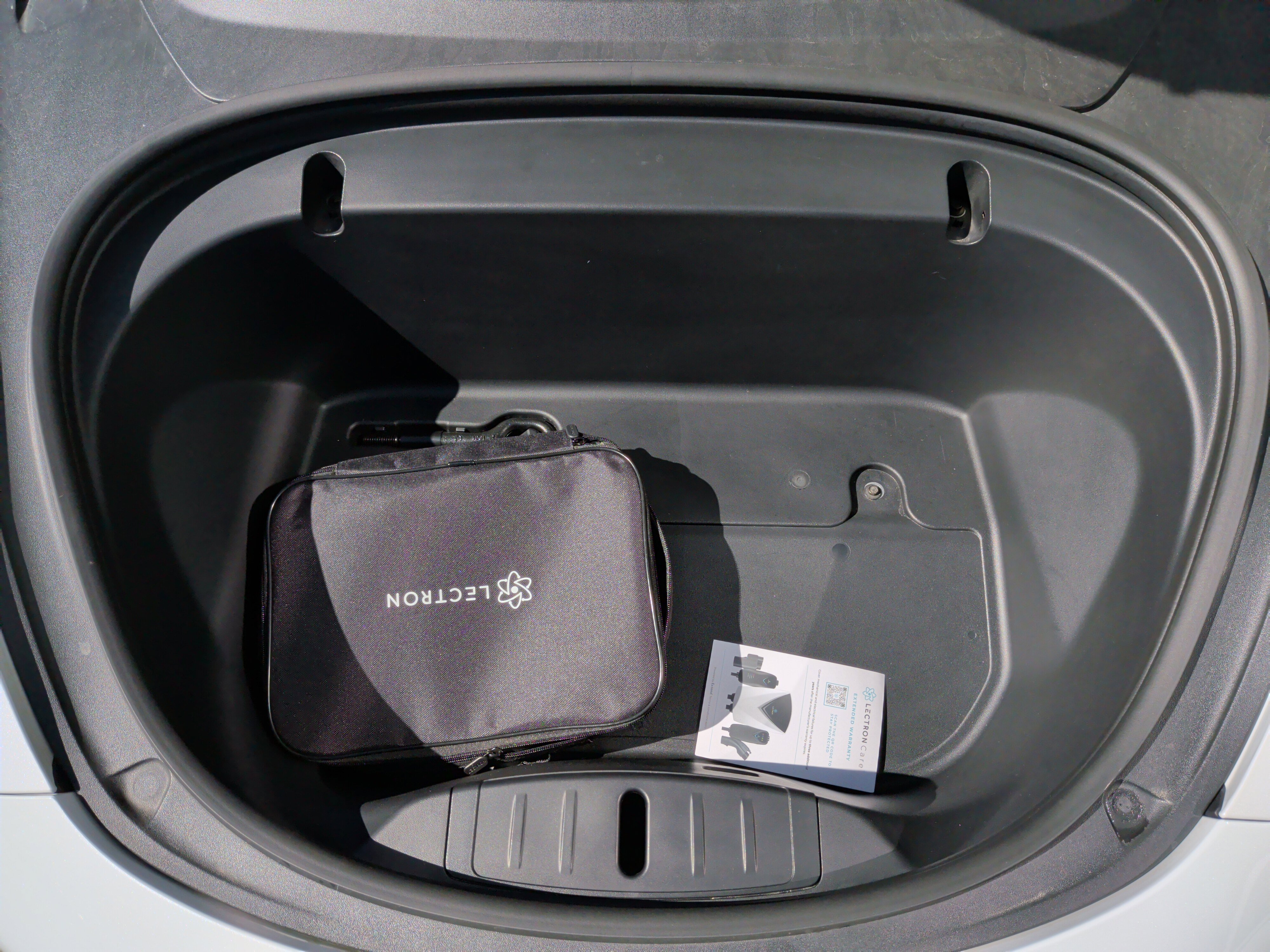 Used 2020 Tesla Model 3 Standard Range image 34