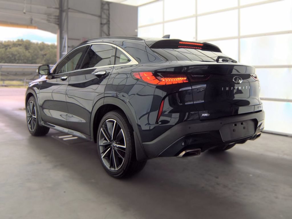 Certified 2023 INFINITI QX55 Luxe w/ Cargo Package AWD/4WD image 4