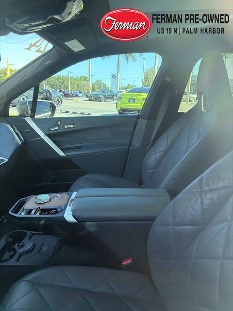 Used 2024 BMW iX xDrive50 w/ Premium Package image 6