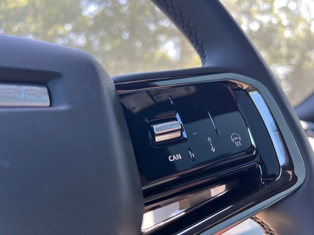 New 2026 Land Rover Range Rover Evoque Dynamic SE AWD/4WD image 15