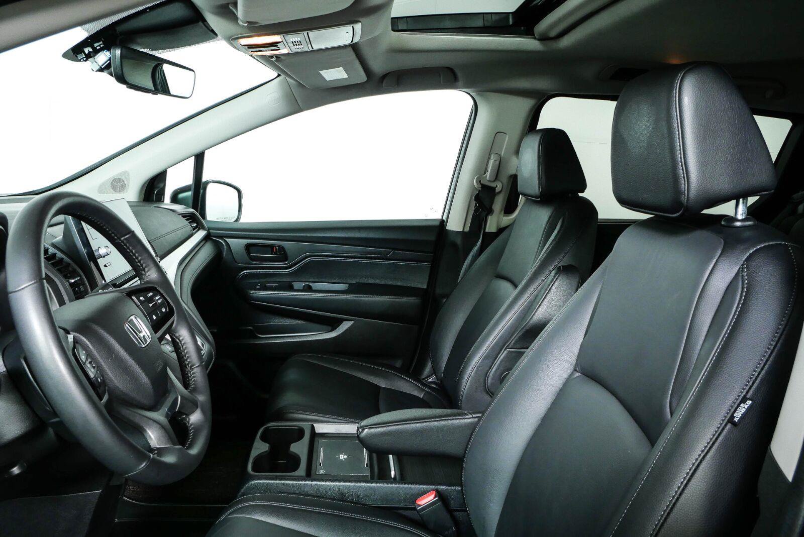 Used 2025 Honda Odyssey EX-L image 7