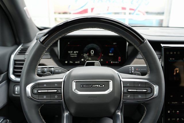 Used 2024 GMC Acadia Denali image 36