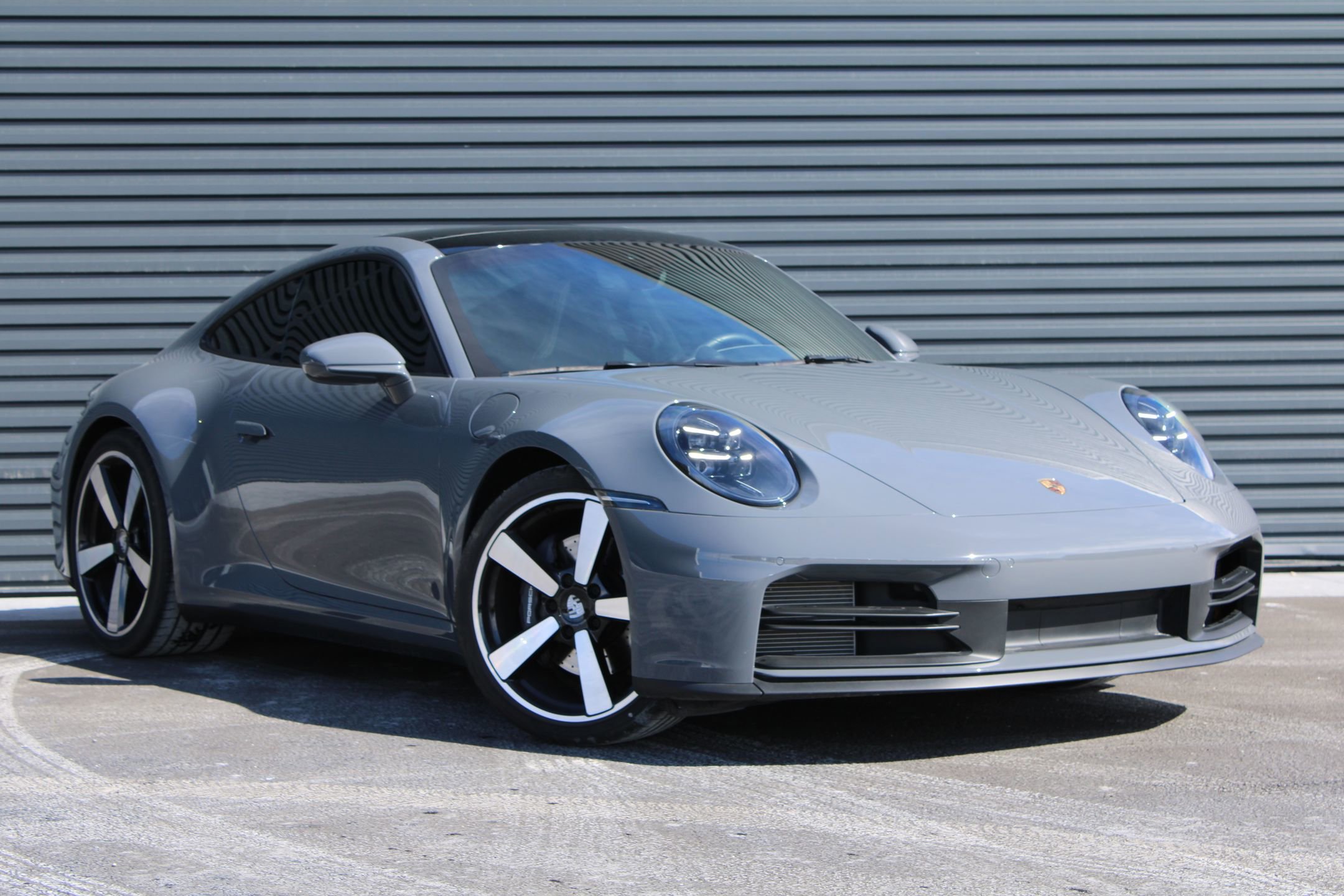 Certified 2025 Porsche 911 Carrera image 8