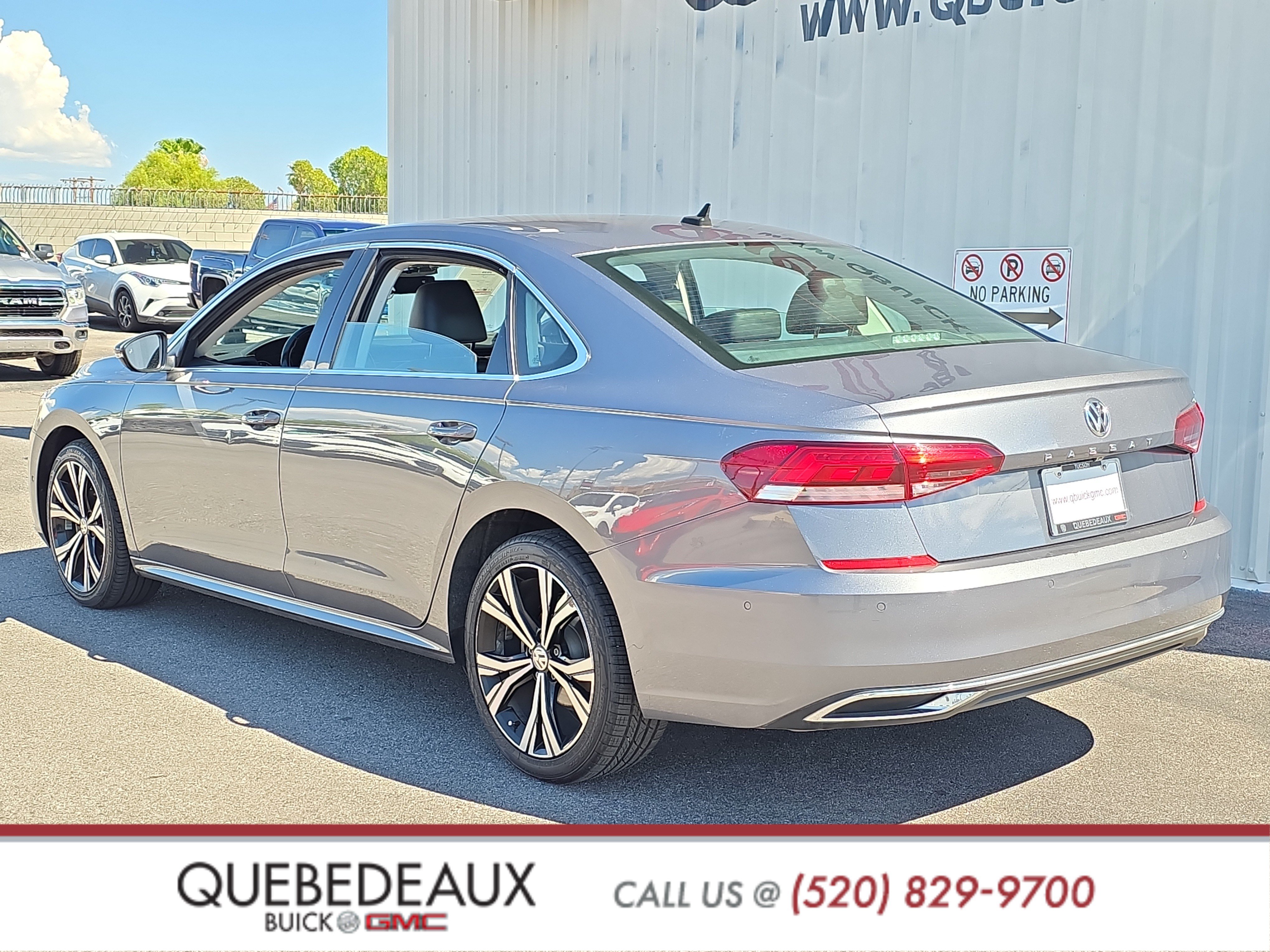 Used 2020 Volkswagen Passat 2.0T SEL FWD image 5