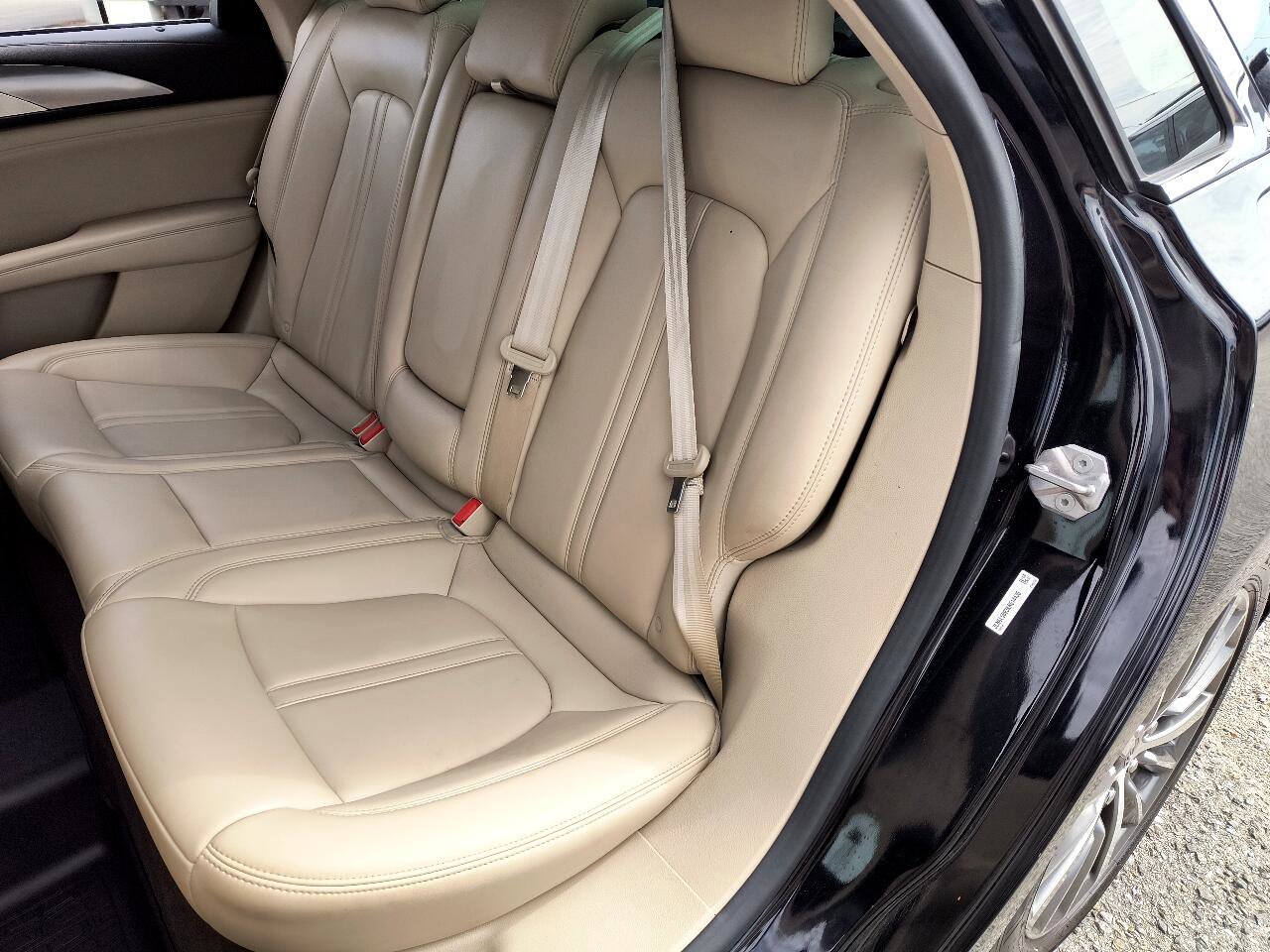 Used 2019 Lincoln MKZ Premiere image 24