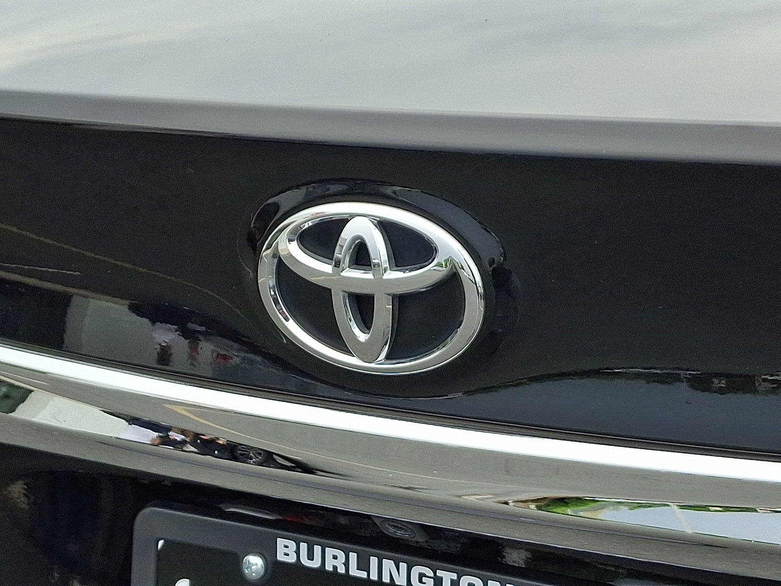 Used 2016 Toyota Avalon Limited w/ Protection Package FWD image 32