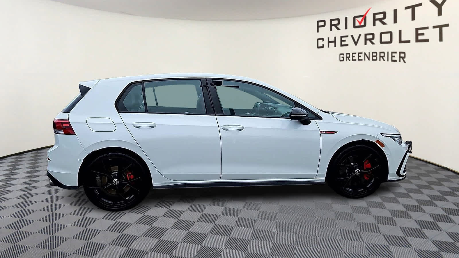 Used 2024 Volkswagen GTI Autobahn FWD image 9