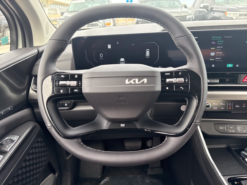 New 2027 Kia Carnival SX FWD image 18