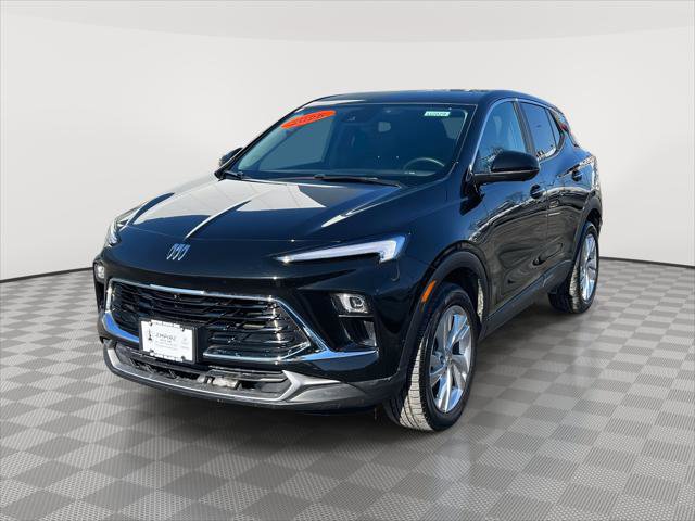 Used 2025 Buick Encore GX Preferred w/ Advanced Technology Package image 3