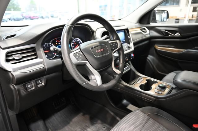 Used 2021 GMC Acadia SLE w/ Driver Convenience Package FWD image 21