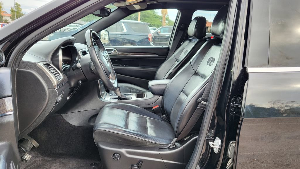 Used 2018 Jeep Grand Cherokee Overland image 25