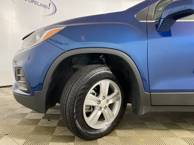 Used 2020 Chevrolet Trax LT AWD/4WD image 29