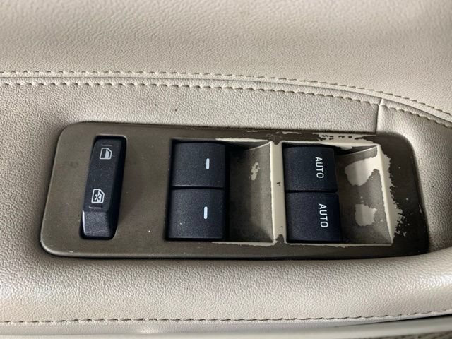 Used 2013 Lincoln MKX FWD image 28