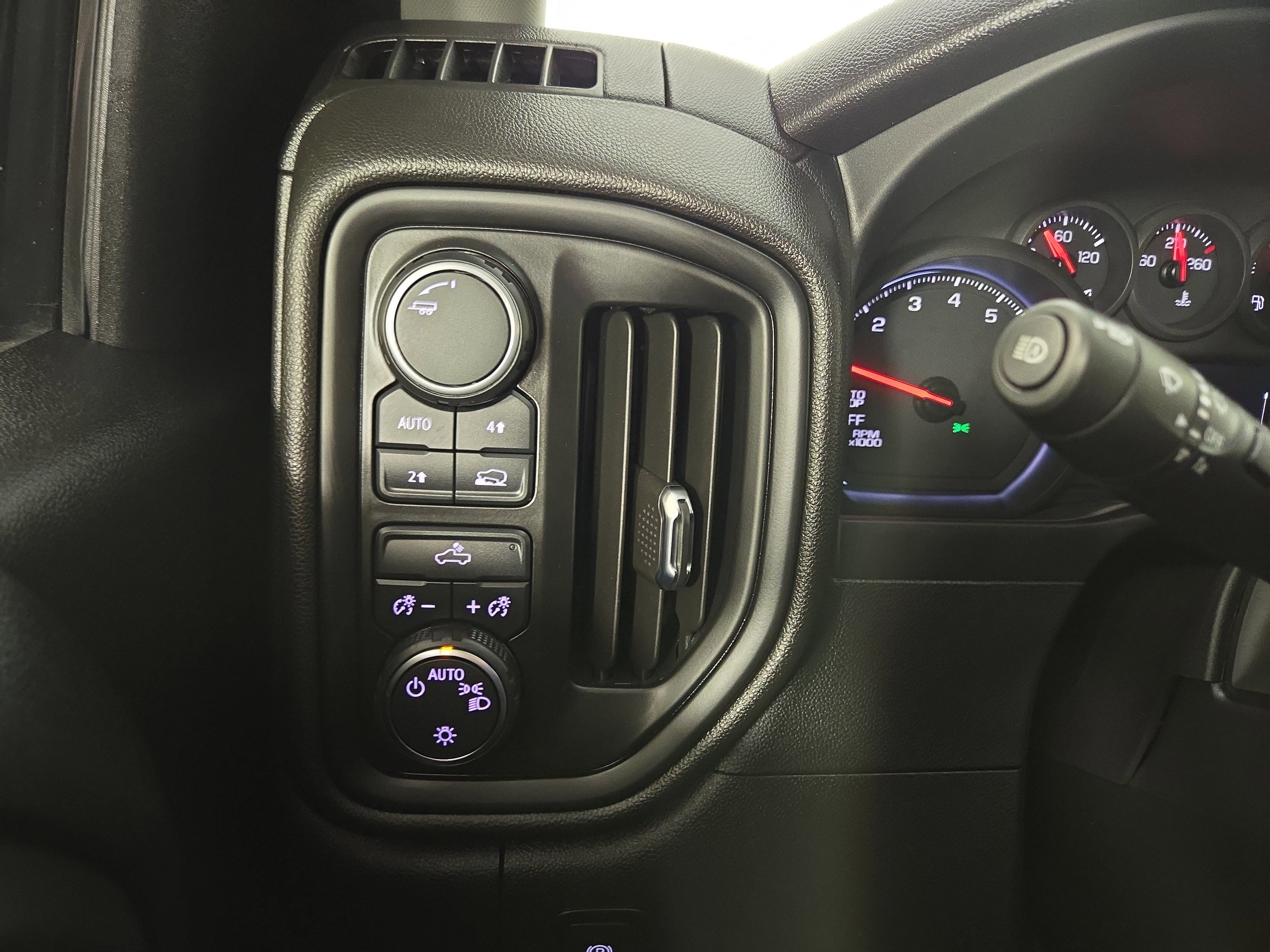 Used 2022 Chevrolet Silverado 1500 Custom w/ LPO, Dark Essentials Package image 26