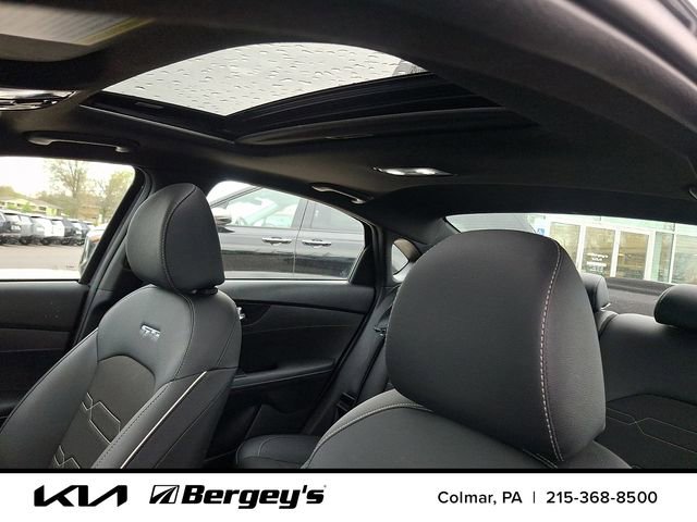 Certified 2023 Kia Forte GT-Line w/ GT-Line Premium Package FWD image 17