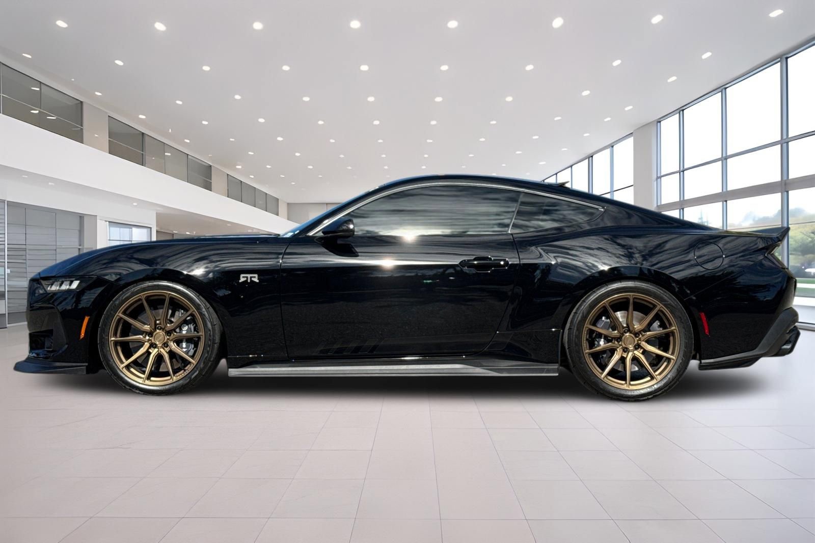 Used 2024 Ford Mustang GT w/ GT Performance Package image 7