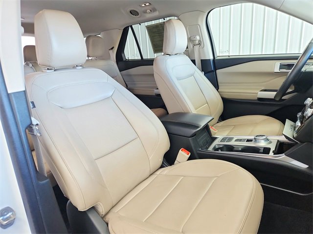 Used 2022 Ford Explorer Limited image 45