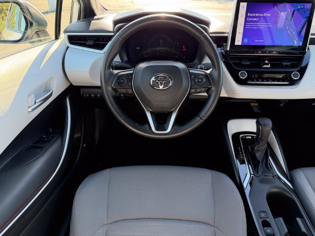 Certified 2025 Toyota Corolla SE w/ SE Premium Package AWD/4WD image 25