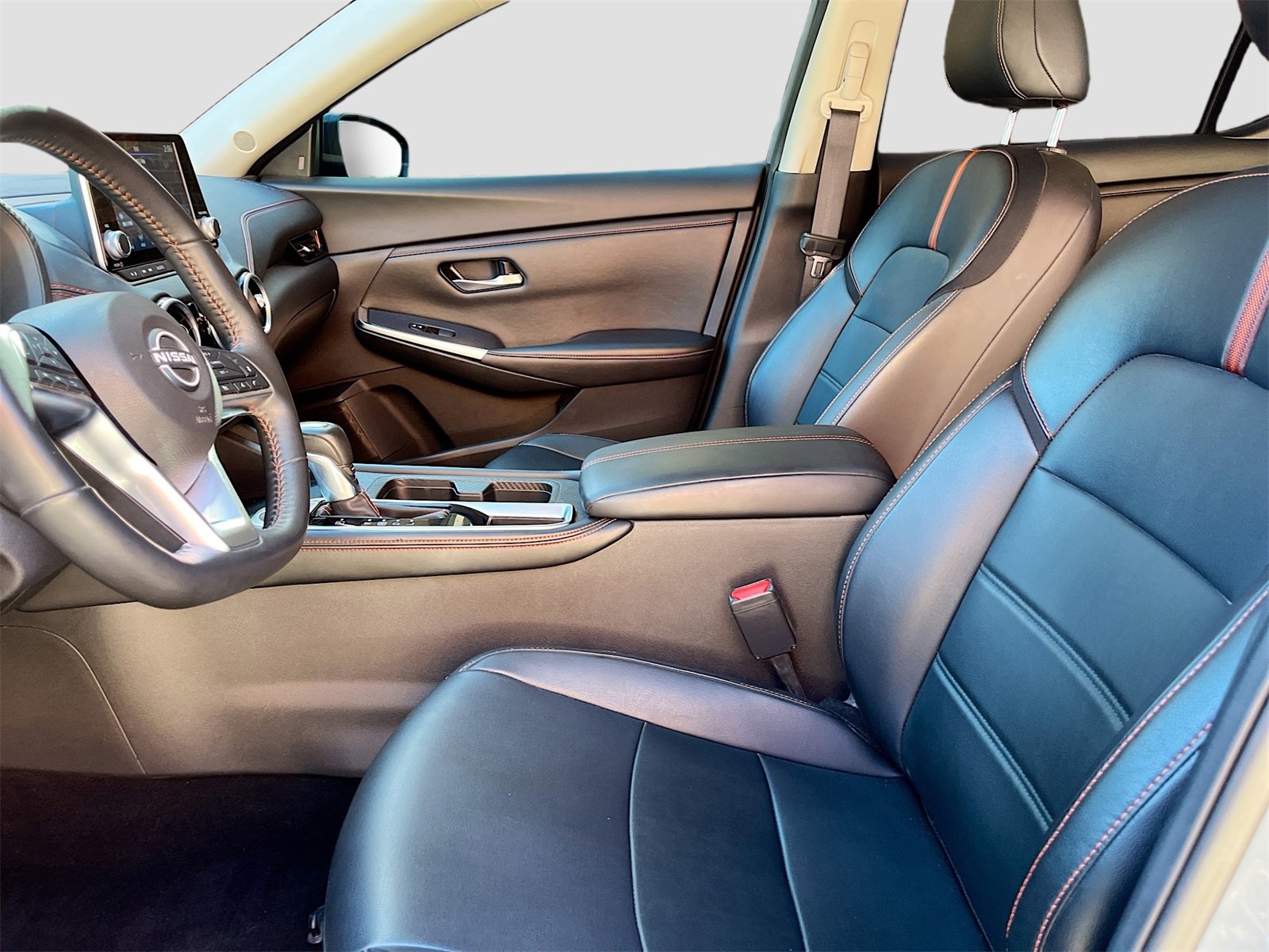 Used 2024 Nissan Sentra SR w/ SR Premium Package image 21
