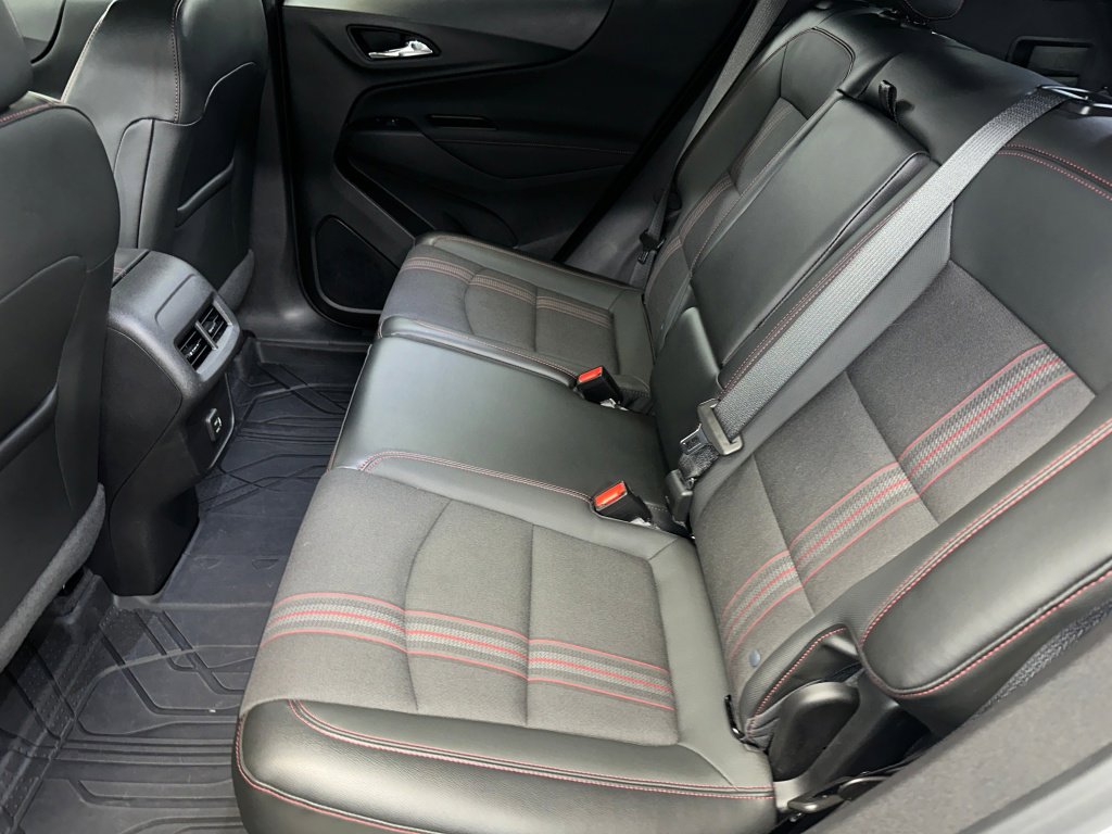 Certified 2022 Chevrolet Equinox RS w/ LPO, Floor Liner Package image 18